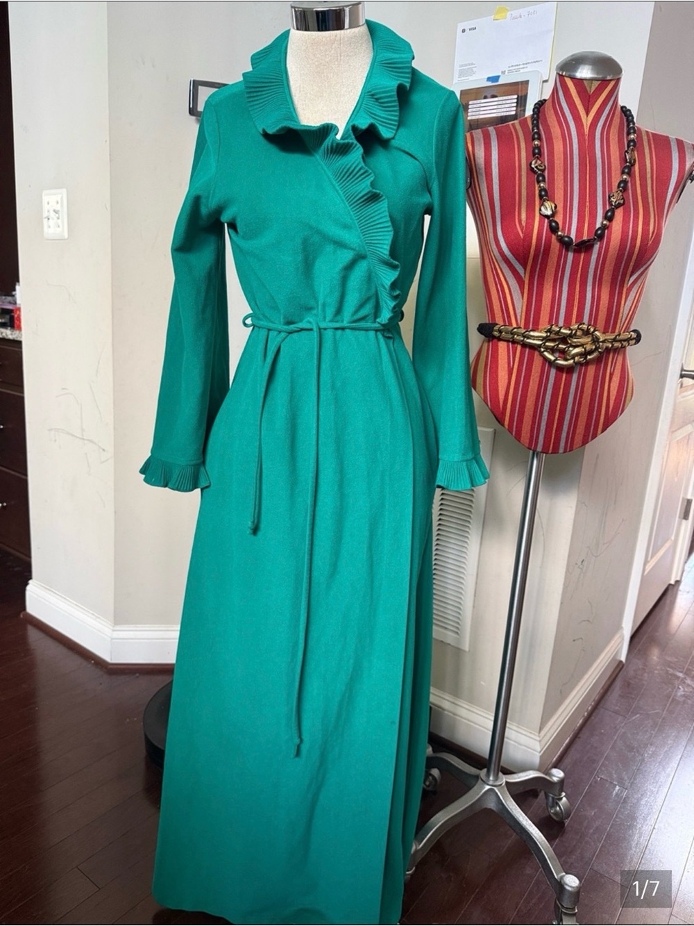 Vintage Ruffled Edge Maxi Robe - Picture 7 of 11